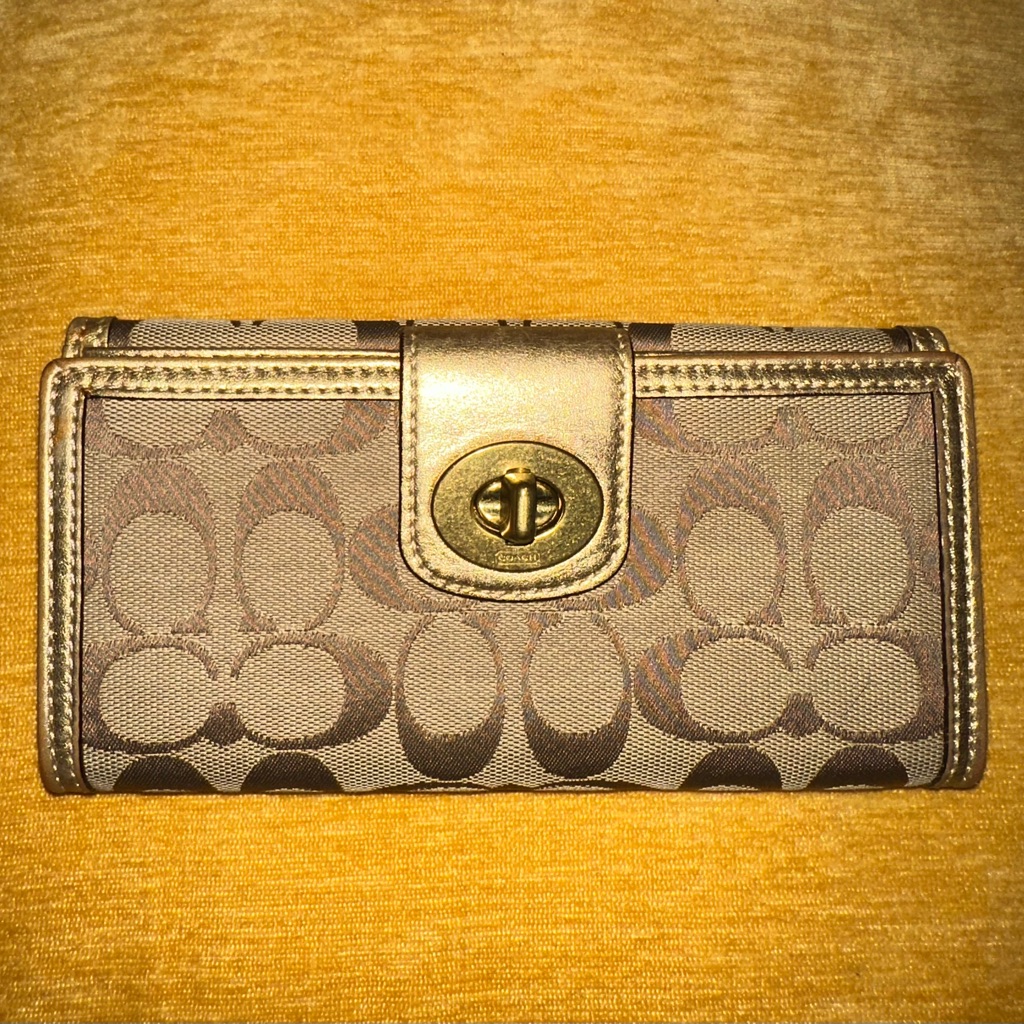 Vintage Coach Bifold Gold Wallet